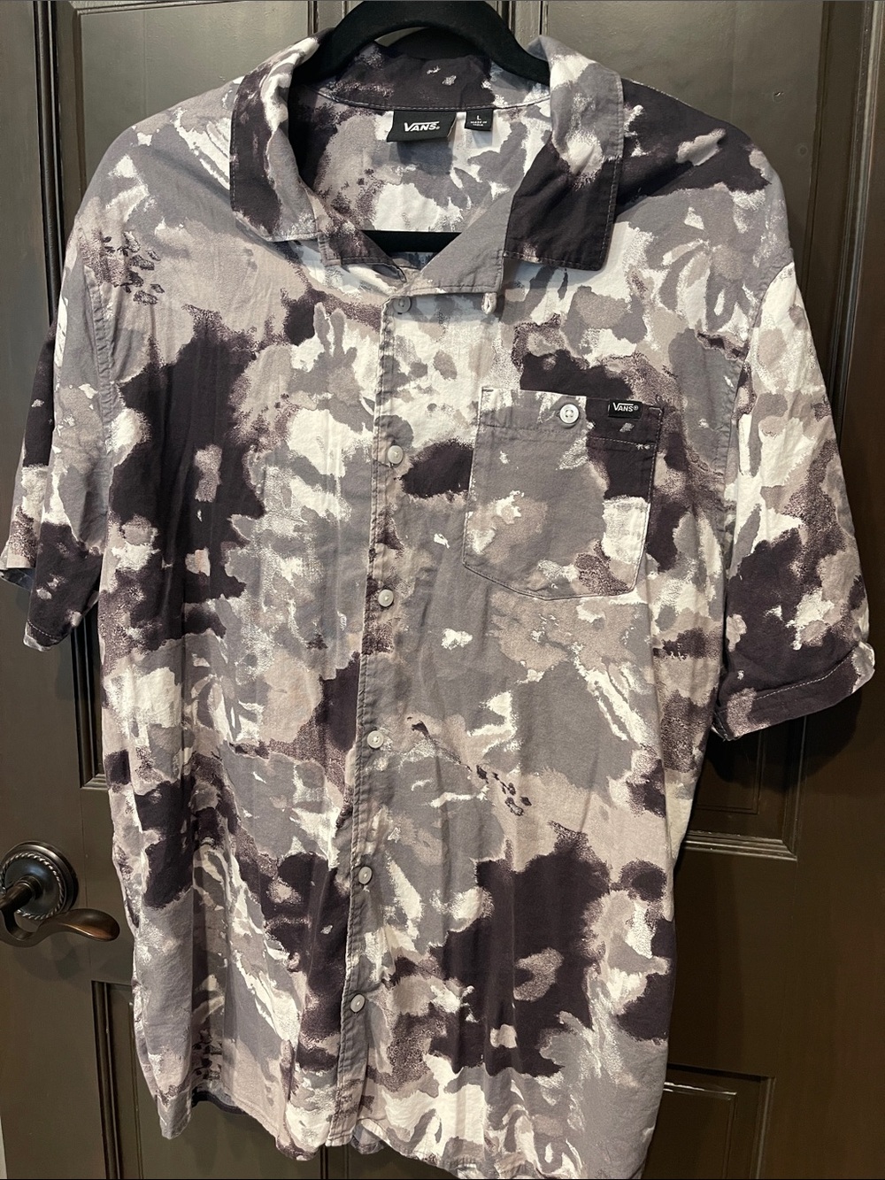 Vans Men’s Short-Sleeve Shirt Jacket in Black and Gray Camo Wash